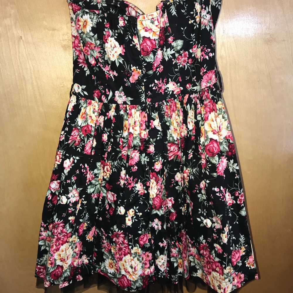 STRAPLESS FLORAL DRESS - Picture 2 of 5